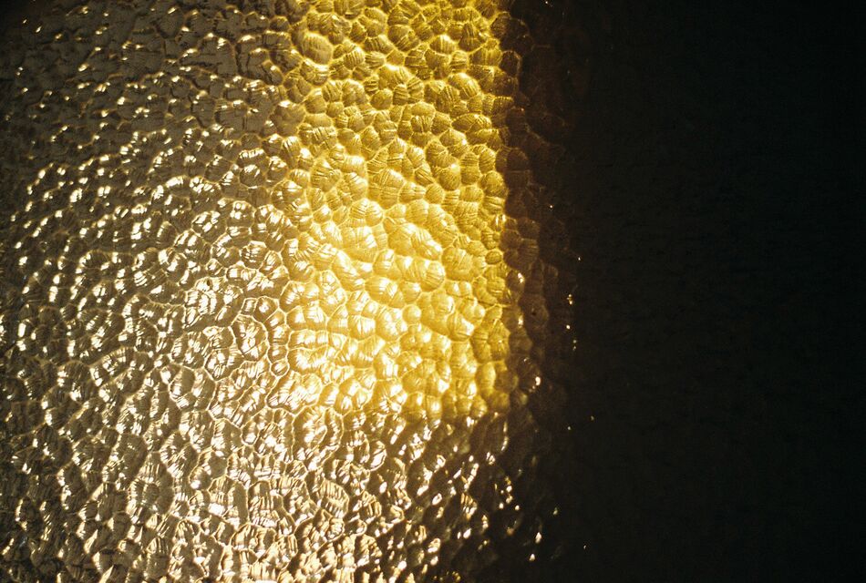 Window-granular-texture.jpg